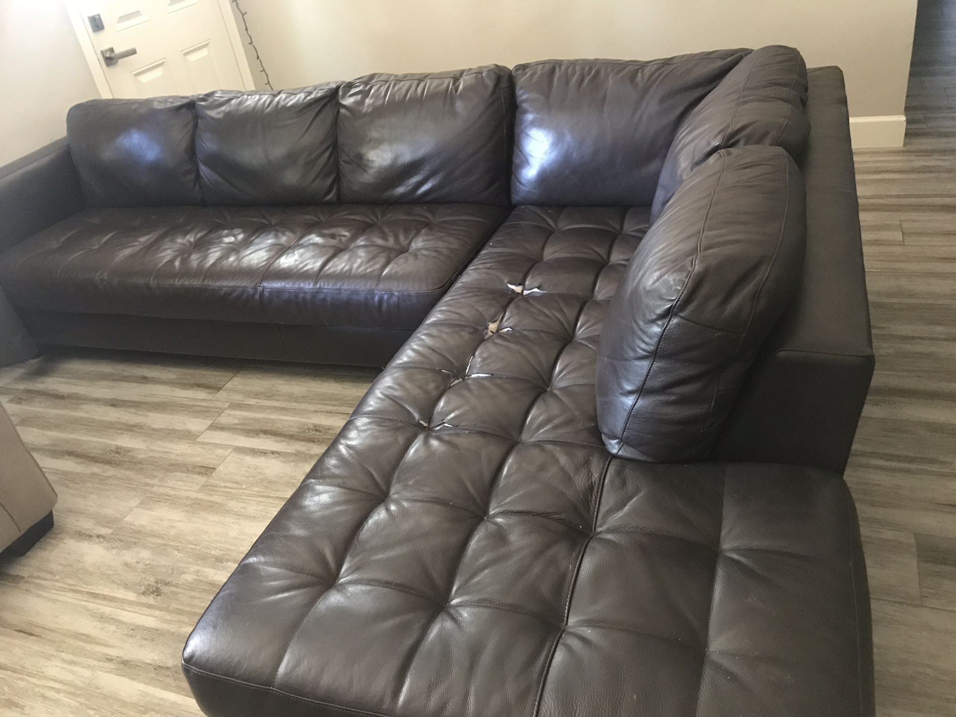 GENUINE LEATHER SECTIONAL COUCH
