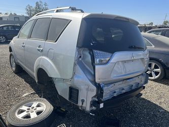 Parts Only 2008 Mitsubishi Outlander 