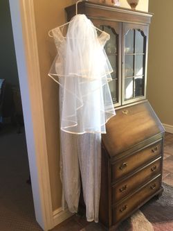 Gorgeous wedding veil