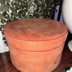 Round Orange Ottoman / Chair: $25 - or $45 for both red & orange 