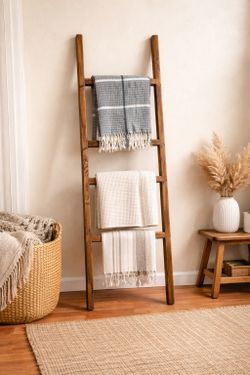 Wood Blanket Or Towel Ladder Rack For home Bedroo