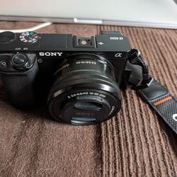 Sony A6000 Digital Mirrorless Camera w/ Lens 