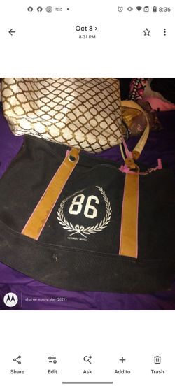 Fashion bags Victoria secret both 10$