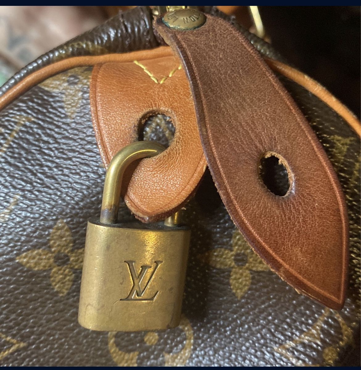 Louis Vuitton Speedy 30 Damier Azur for Sale in Tustin, CA - OfferUp