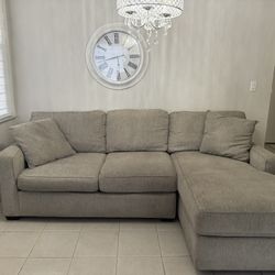 Sectional Sofa 
