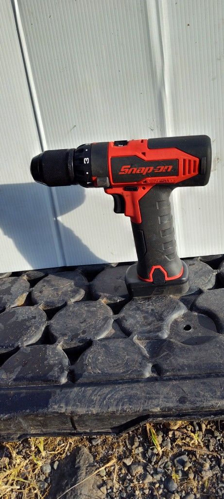 Snap-On 14.4 V 3/8" Drive MicroLithium Cordless Drill