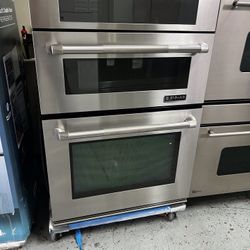 JENN AIR 30”WIDE MICROWAVE OVEN COMBO STAINLESS STEEL 