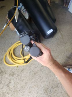 C7529-006 Vortex Binoculars