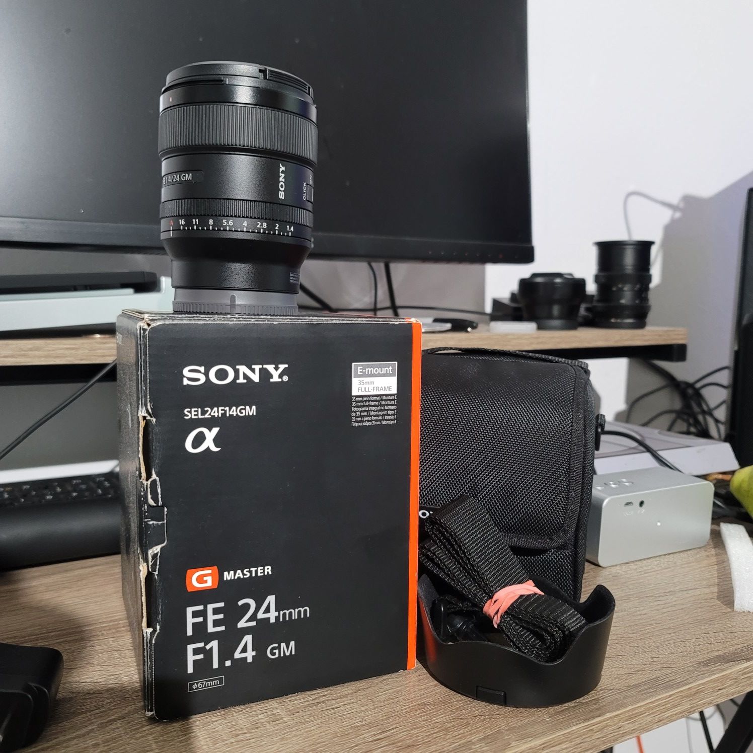 Sony 24mm f1.4 G Master lens