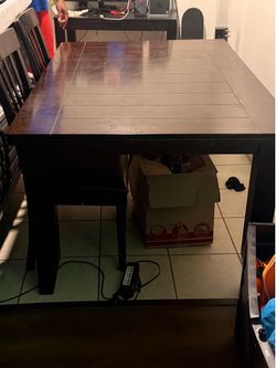 Dinning Table
