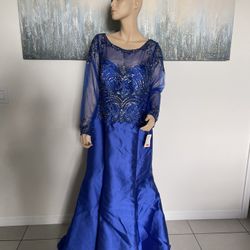 Beautiful Camille Royal blue dress size 18