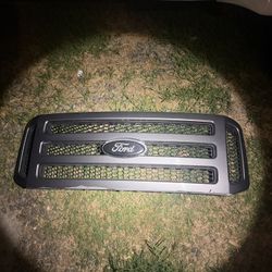 2004 Ford F250  Diesel Grille 