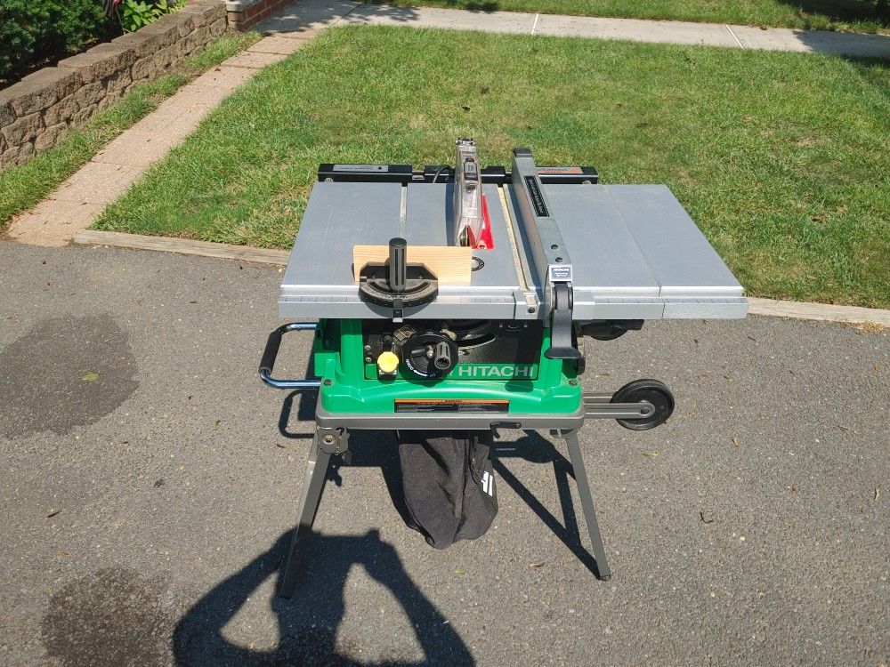 Hitachi Table Saw