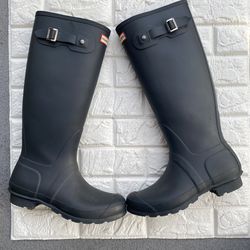 Women’s  Hunter Tall Rain Boots Size 9 Gray
