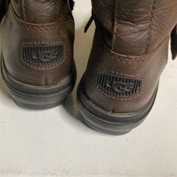 Brown Leather Ugg Boots size 6