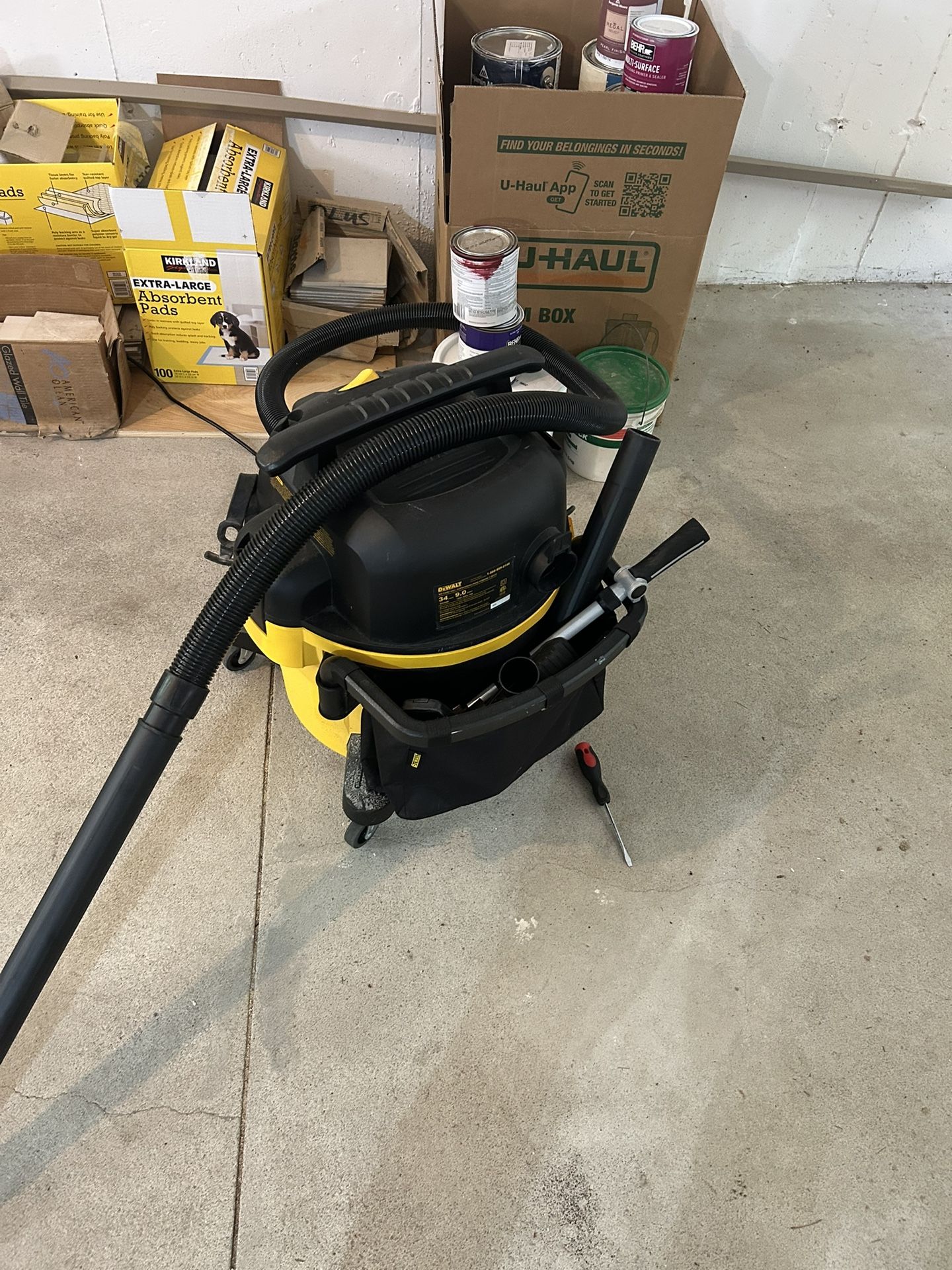 Dealt Dry Wet Vacuum