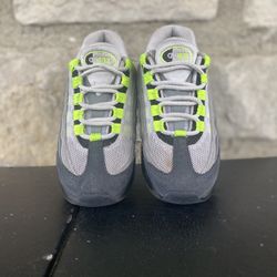 Nike Air Max 95 OG Neon ( Pick Up Only ) Size 12c $20 FIRM 
