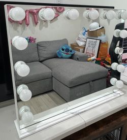 Vanity mirror ✨🎀