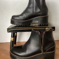 Doc Martens Rometty ll. Black Size 8. No Box