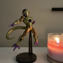Dragon Ball Golden Frieza Figure