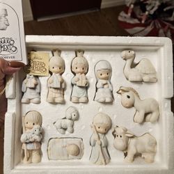 Precious Moments Nativity Set