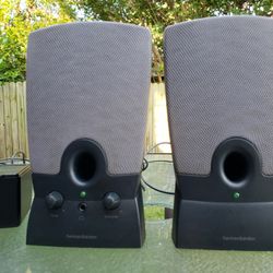 2 Computer Sleakers HARMAN KARDON Myltimedia computer system