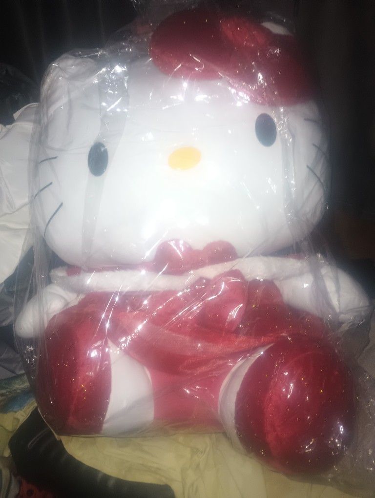 Giant Hello Kitty