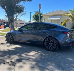 2023 model 3 performance rims and tires