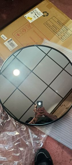 24" Round Mirror