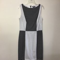 Women’s CHAPS Polyester/rayon/spandex black and white sleeveless dress… Size 12