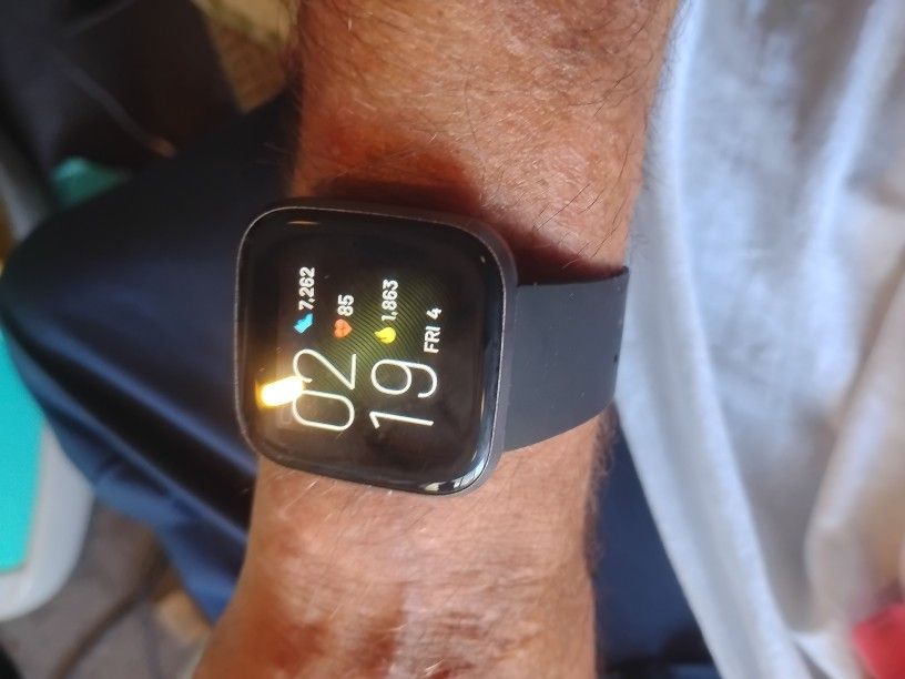 Fitbit Versa 2