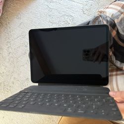 iPad Pro 11 Inch 256 GB 2nd generation 