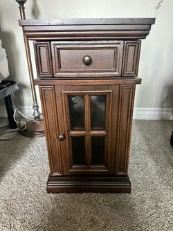 Table with Power