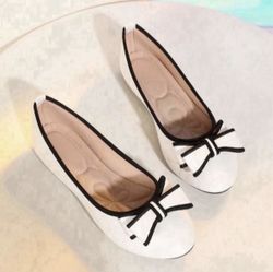 Women's White Flat Shoes With Bowknot Wide Foot Thin Slip-On Shoes Size 8