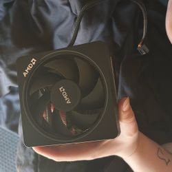 AMD Wraith Prism CPU Fan w/ RGB