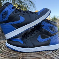 Air Jordan 1 High OG Royal Size 10 2017
