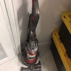 Dyson Vacuum Cleaner M25