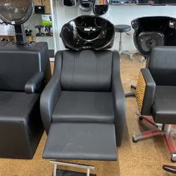 Shampoo Chair