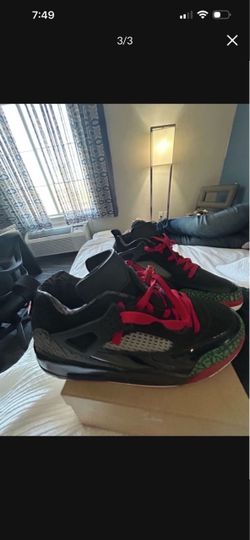 Air Jordan 4 Black Red Green Sneakers size 10