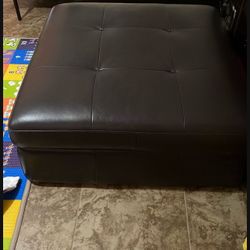 $109 Large Faux Leather Ottoman With Storage - In Very Good Condition - Offer Me Your Price  🙂