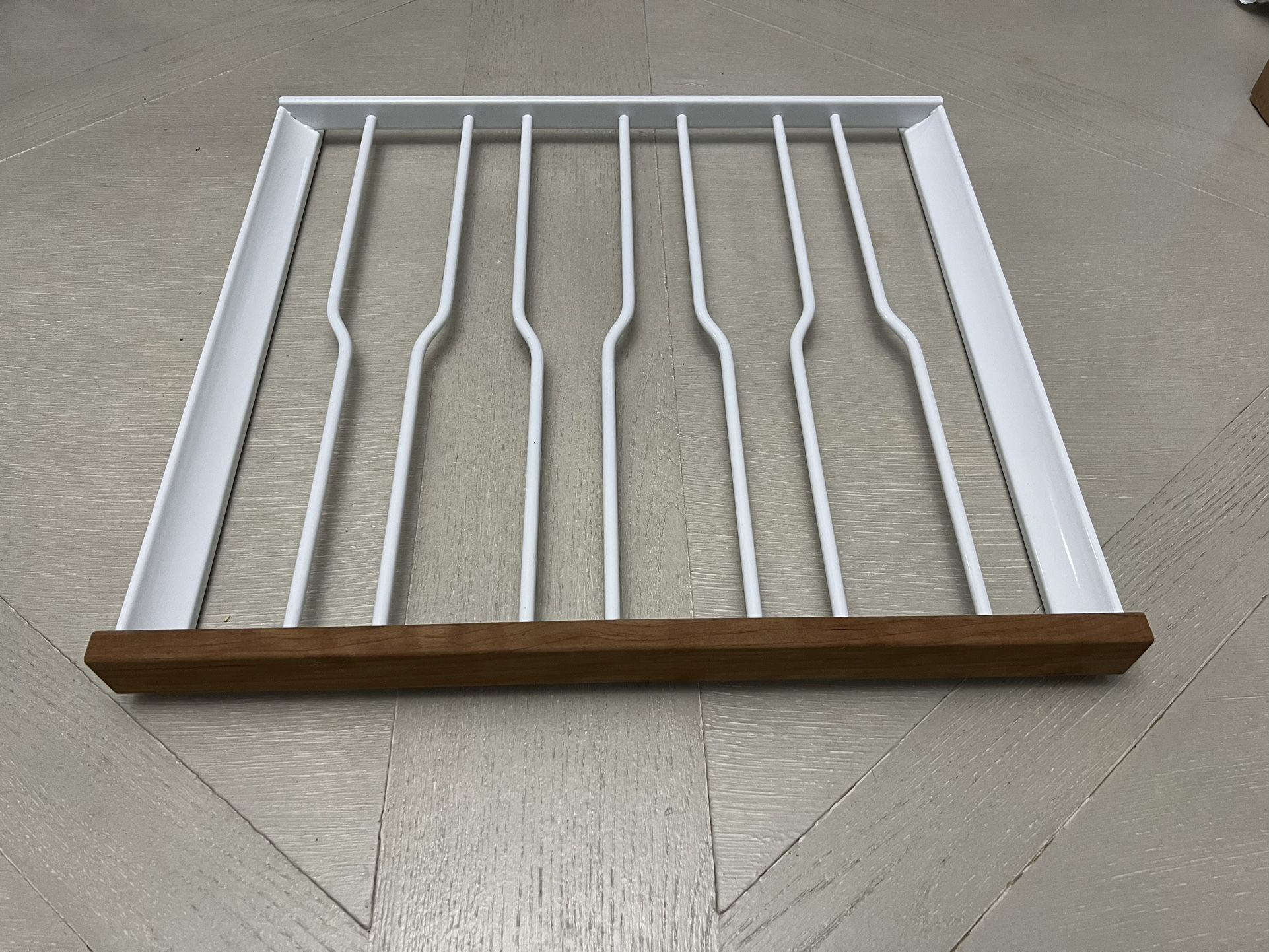 Subzero UC-24 Beverage Center Wine Rack.