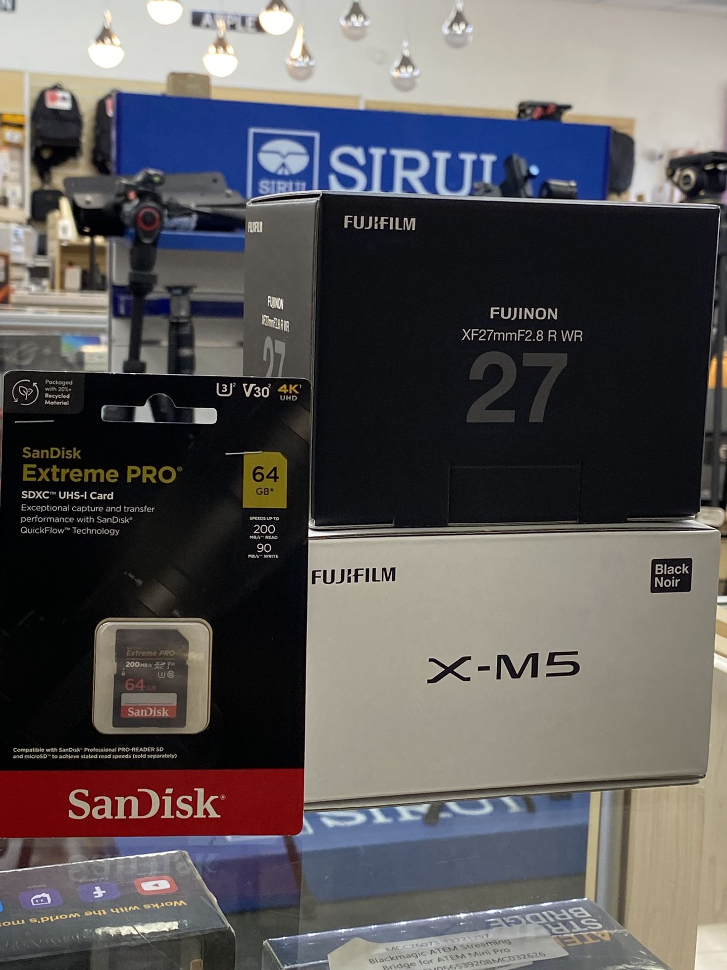 Fujifilm X-M5 Camera w/ 27mm F2.8