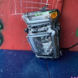 2020 2024 chevy silverado 2500 hd driver left headlight