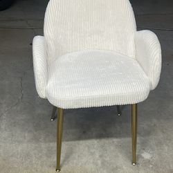 Vanity Chair 