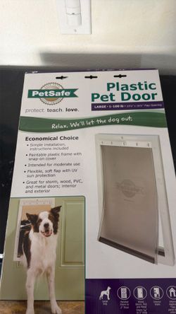Brand New PetSafe Large Plastic Pet Door
