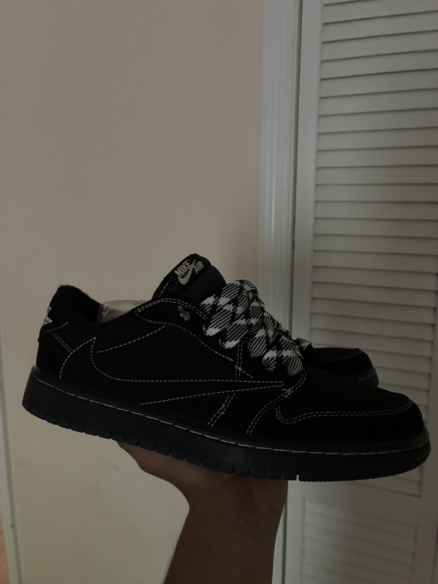 Air Jordan 1 Lows Travis Scott Black Phantom *Read My Description*