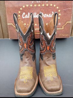 Caballo Dorado Estilo  721 Western Boots. Size M7-7.5 W 8