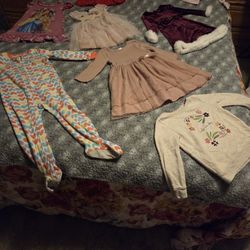 Girls Clothes Size 4 To 4T, Lot Of 9