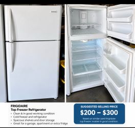Fridgidaire top freezer/ refrigerator