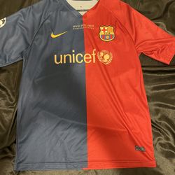 BRAND NEW MESSI JERSEY  MEDIUM SIZE I CAN NEGOTIATE 